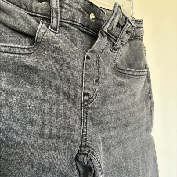 Jean Bundle - Picture 3 of 6